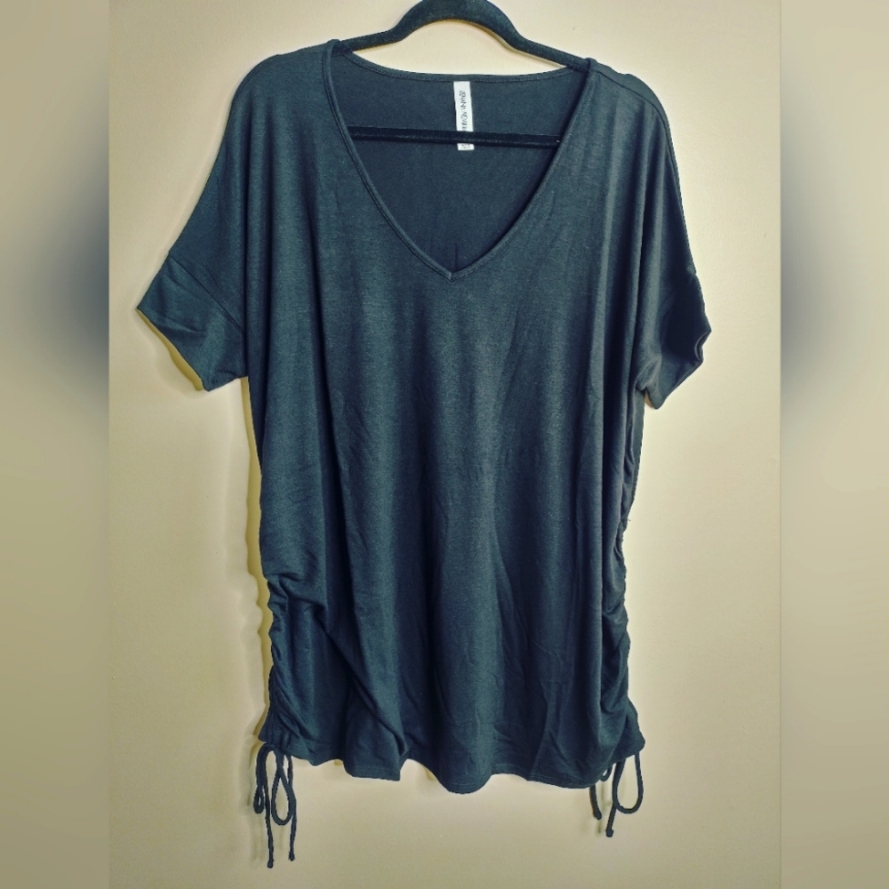 Zenana Perfect Everyday Top V-neck with side ties in Black Regular and Plus size